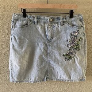 Ann Taylor Loft Women's Size 8 Embroidered Floral Light Wash Pockets Denim Skirt